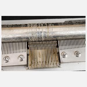 Übergroße Walzenspieltruhe Voix Celeste