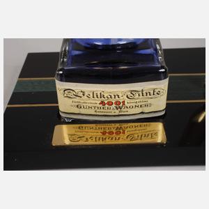 Schreibgarnitur und zwei Füllfederhalter Pelikan