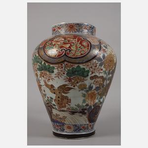 Paar Deckelvasen Imari