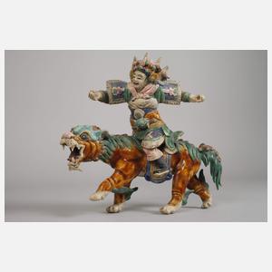 Fünf Reiterplastiken