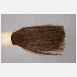 Großer Kalligraphiepinsel mit Tuschstein