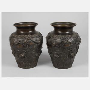 Paar Bronzevasen Japan