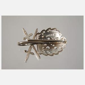 Eichenlaub mit Schwertern und Brillanten