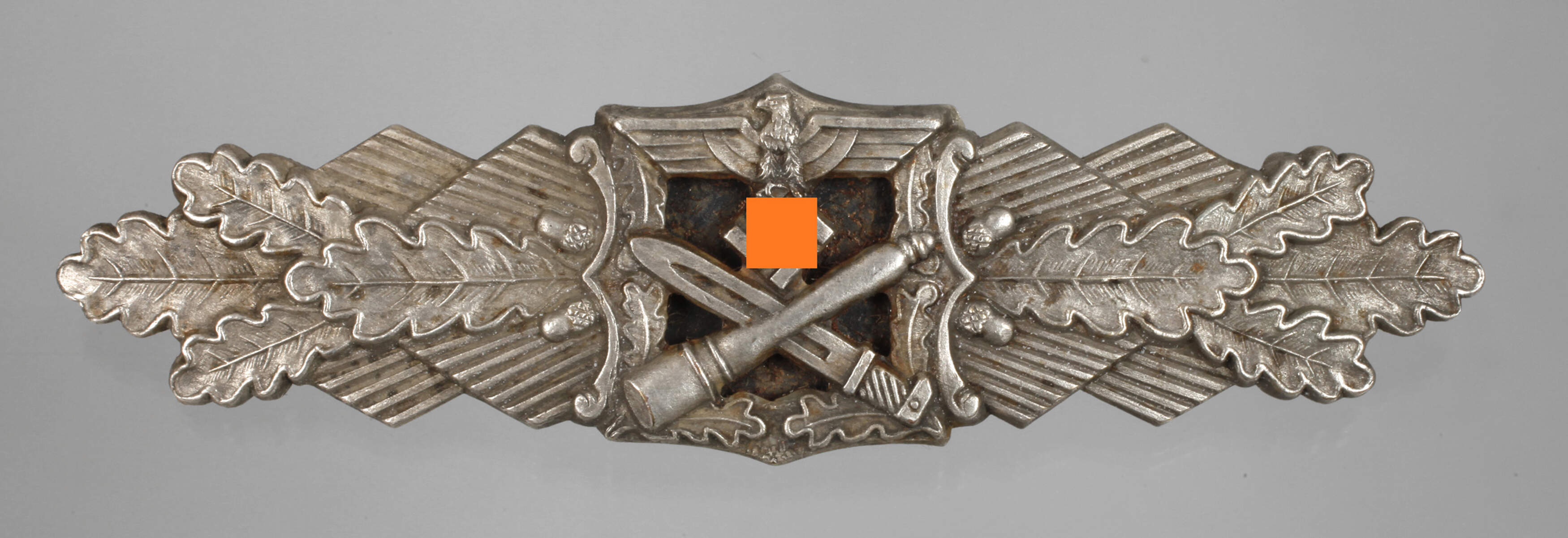 Nahkampfspange in Silber