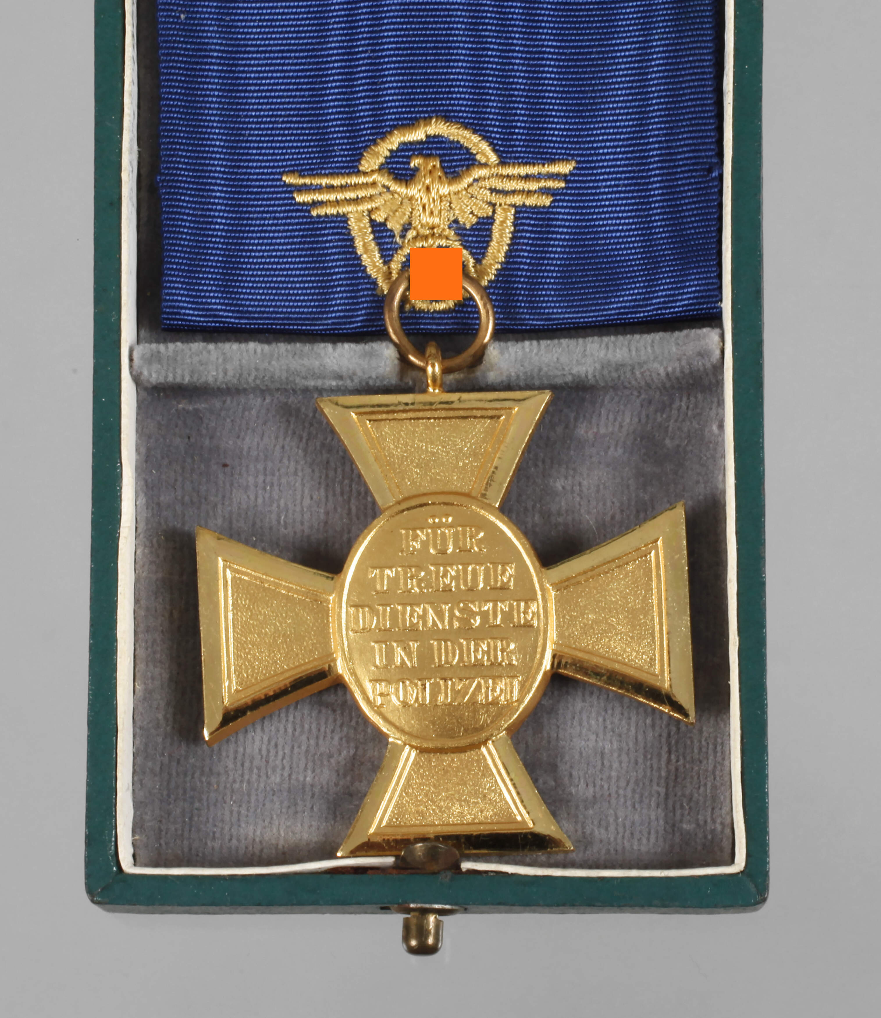 Polizeidienstauszeichnung in Gold