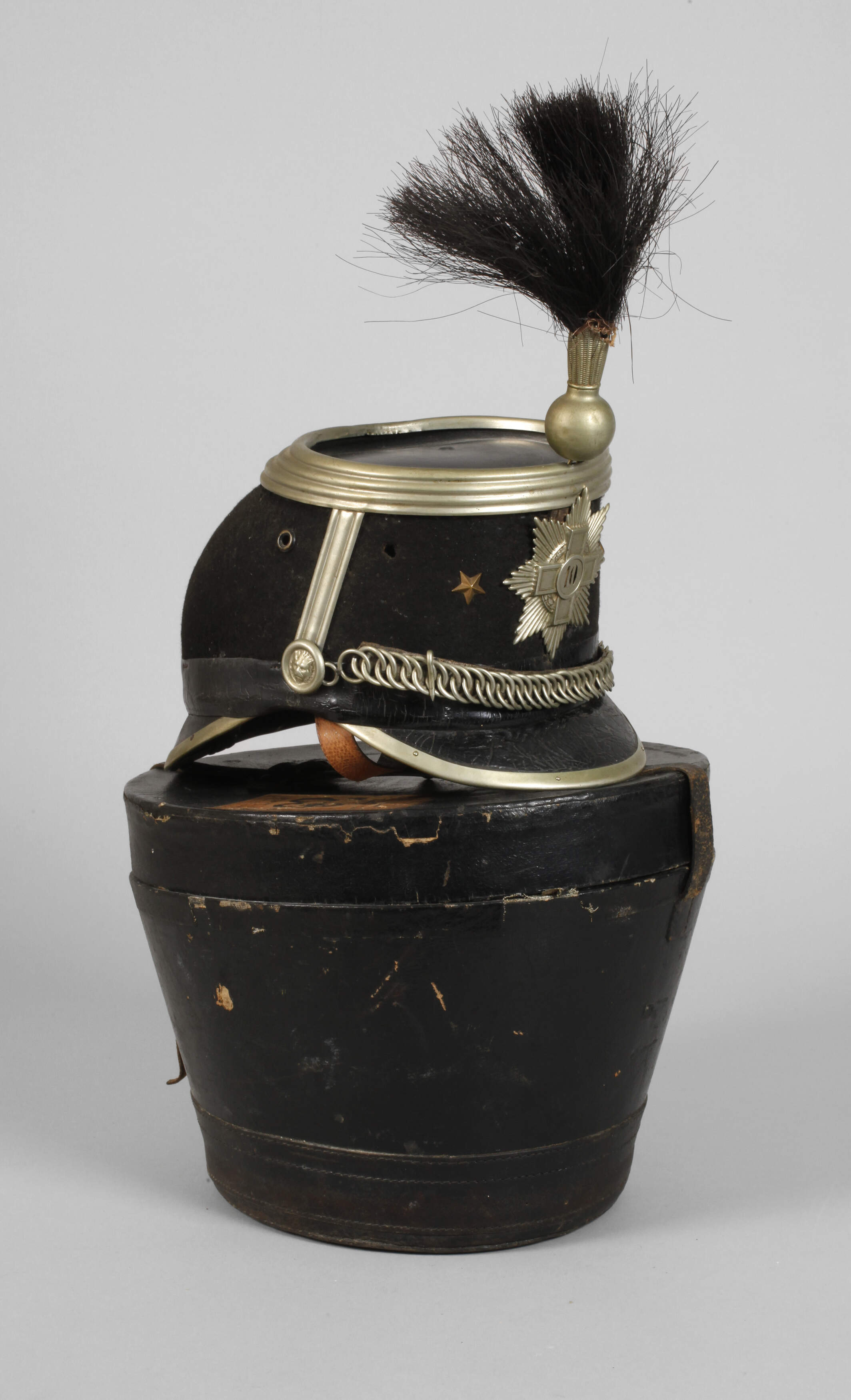 Dragoner-Tschako Schweiz