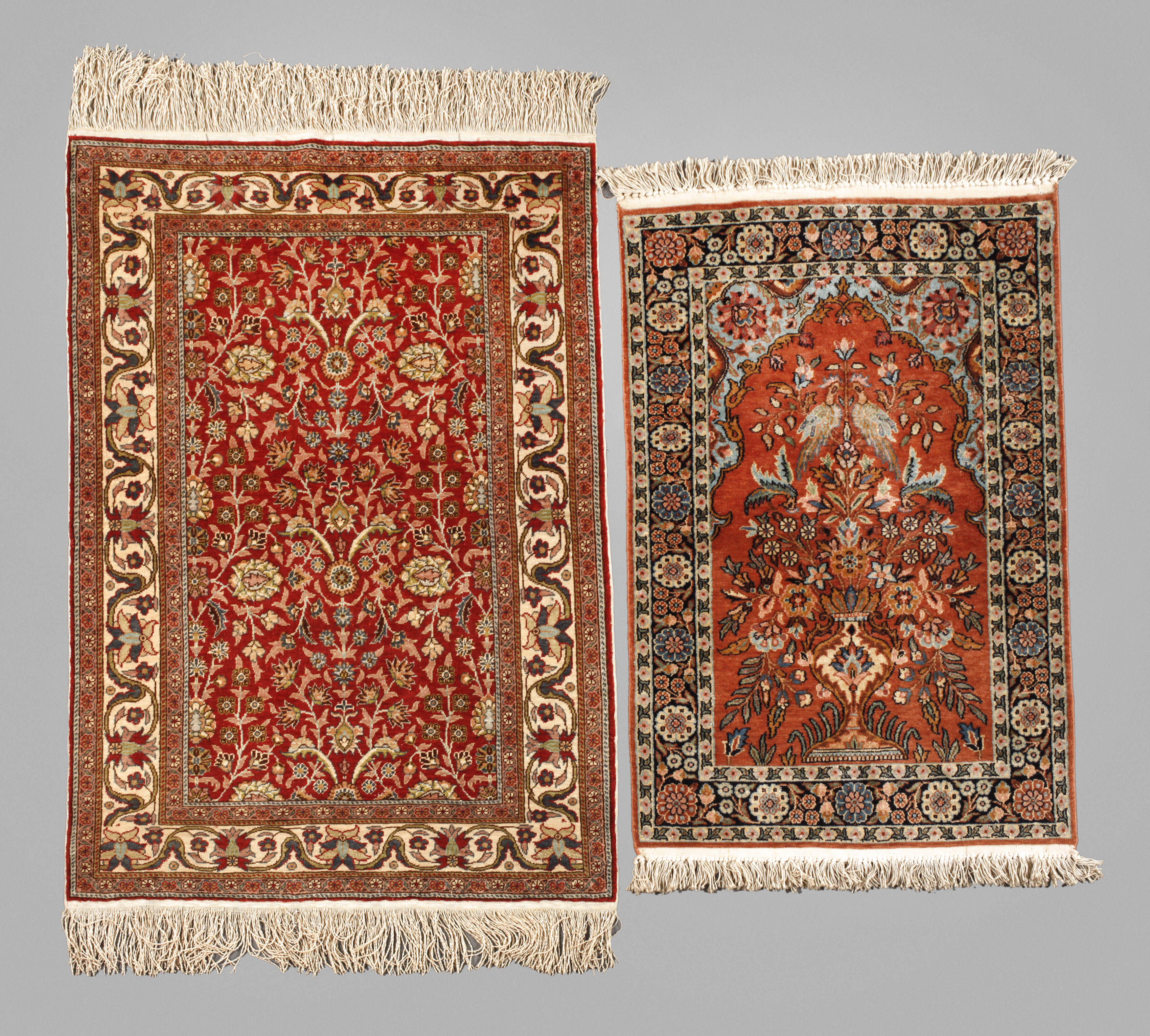 Zwei kleine Teppiche