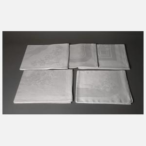 Konvolut Tafeltücher Floraldekor