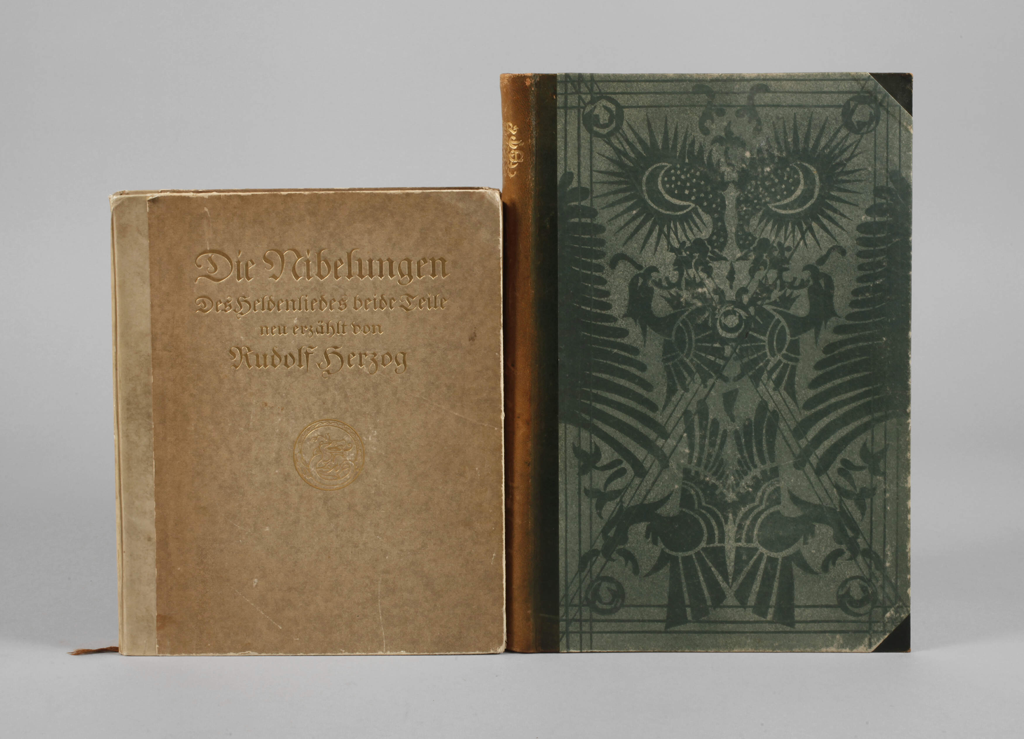 Zwei Titel Nibelungen