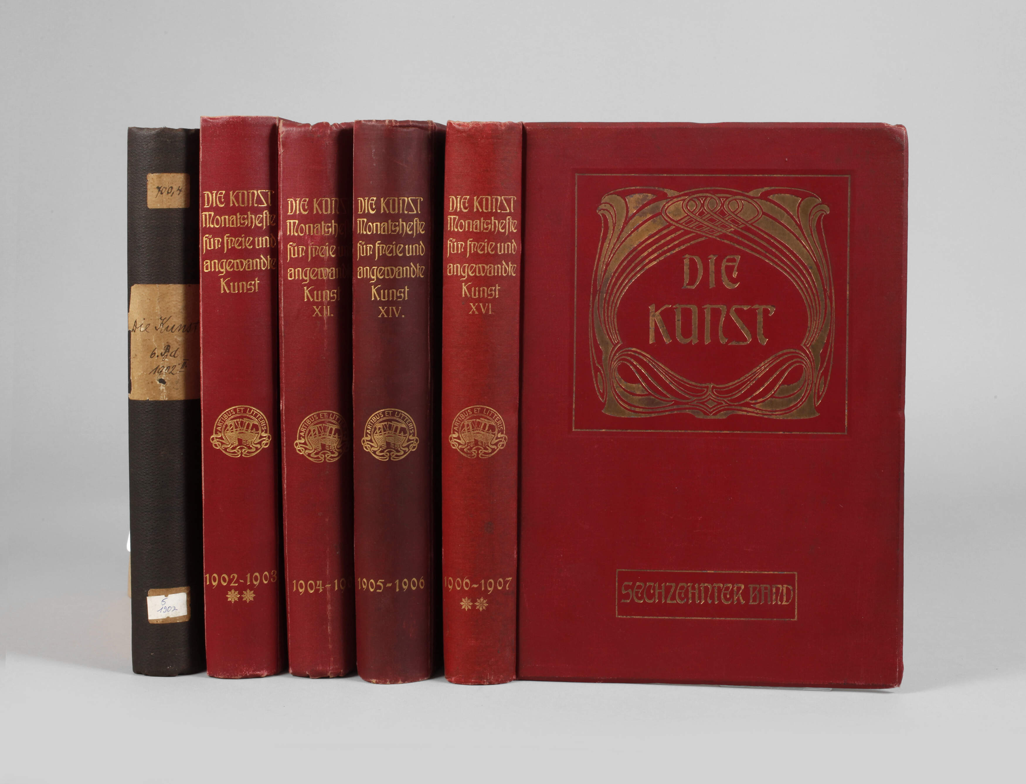 Fünf Bände Die Kunst