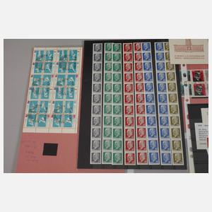 Große Briefmarkenspezialsammlung DDR