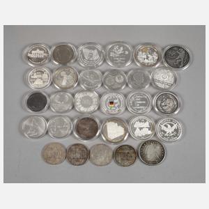 Konvolut Silbermedaillen und -münzen