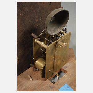 Klassizistische Eckstanduhr