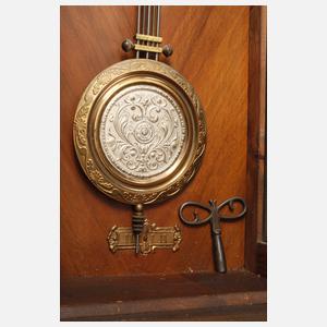 Gründerzeit-Regulator mit 1/4-Stundenschlag