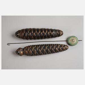 Kleine Porzellan-Schilderuhr