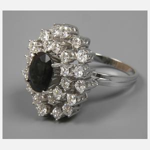 Prachtvoller Cocktailring mit Saphir und Brillanten