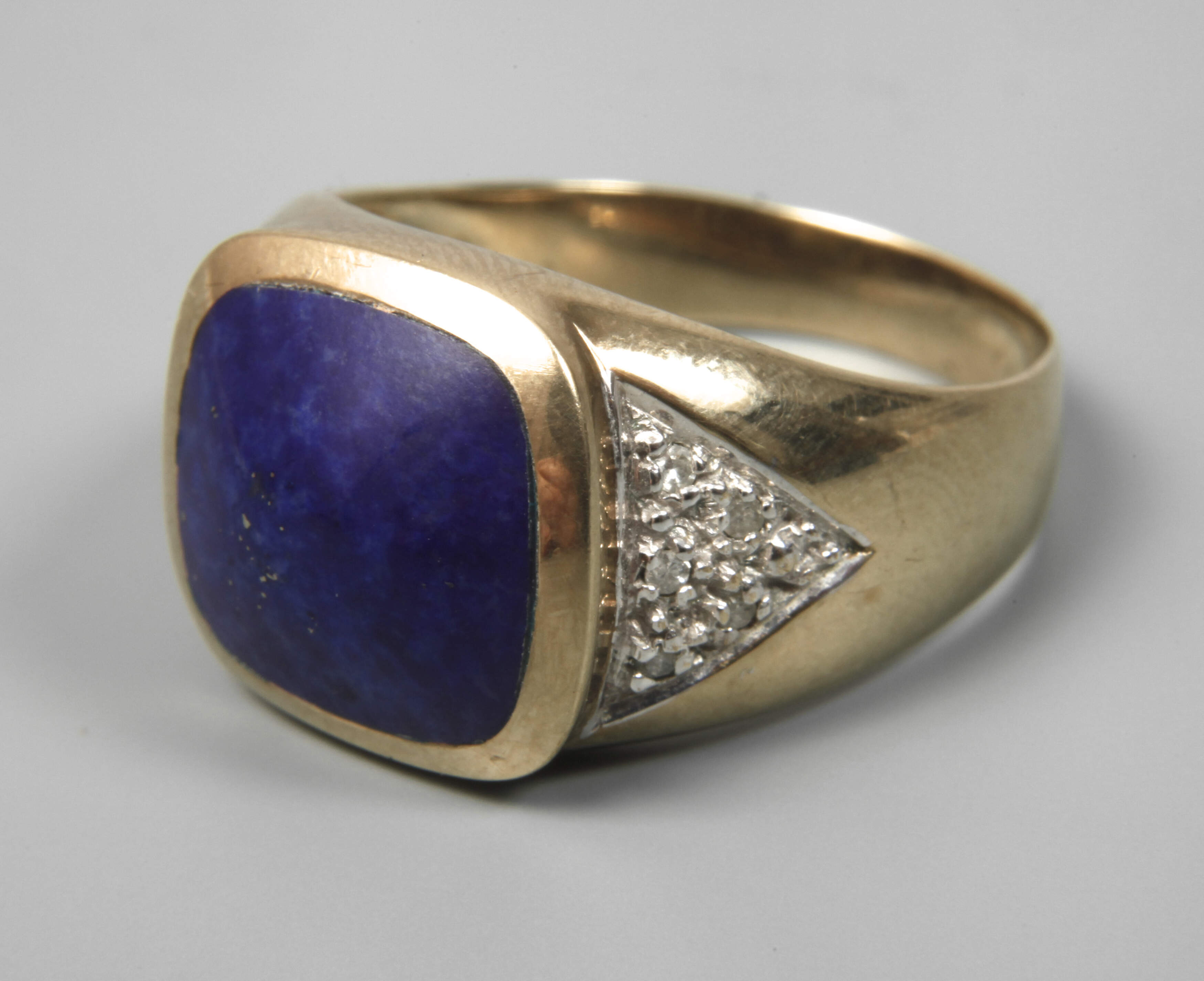 Herrenring mit Lapislazuli