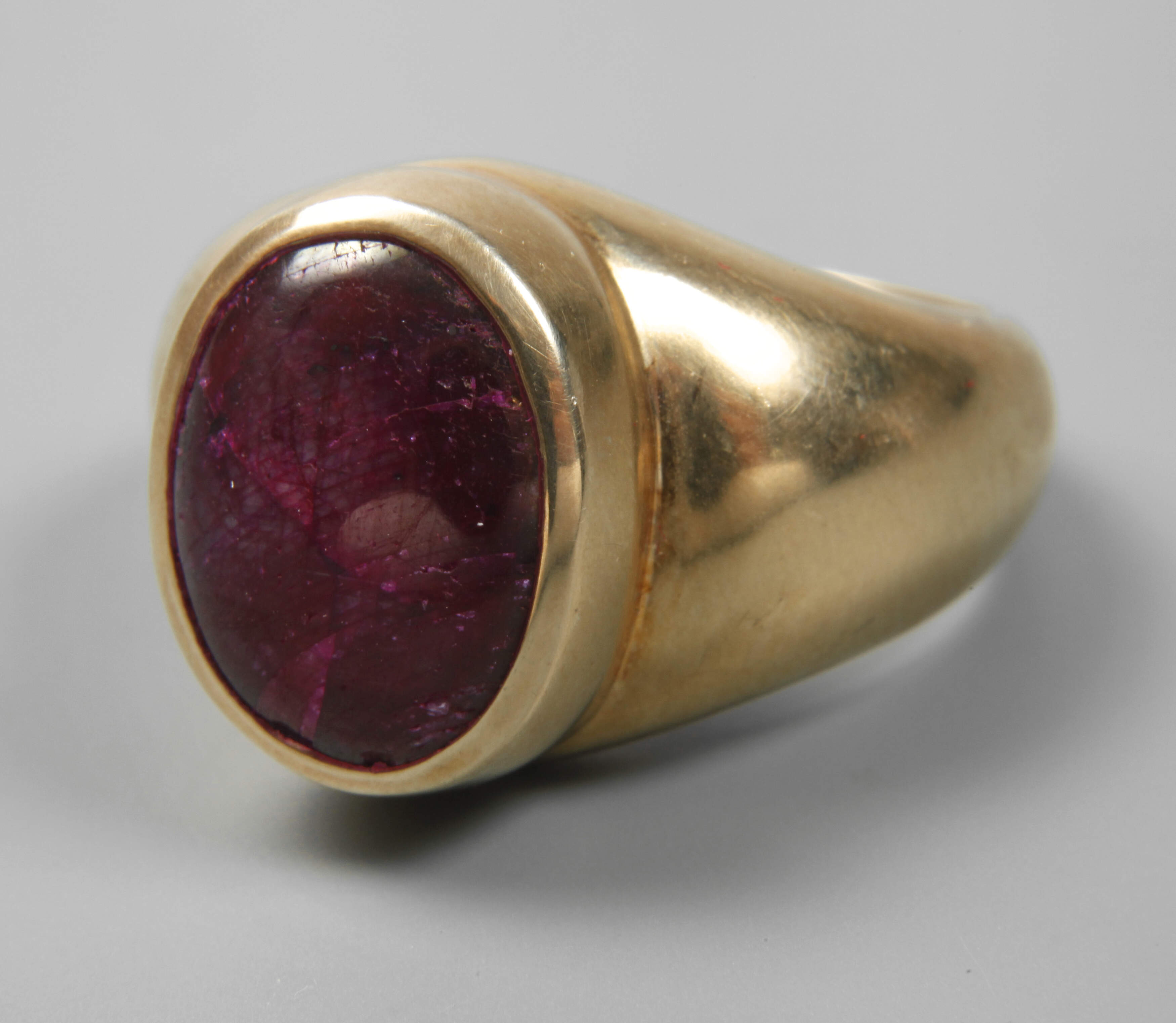 Herrenring mit Sternrubin