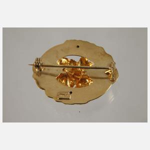 Brosche mit Perlenbesatz