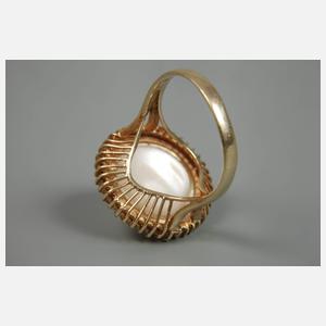 Damenring mit Mabéperle und Diamanten