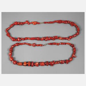 Zwei große Korallenketten