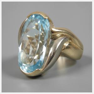 Damenring mit großem Blautopas