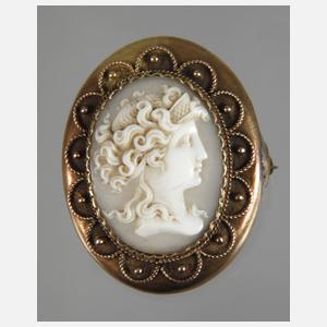 Brosche mit Muschelkamee