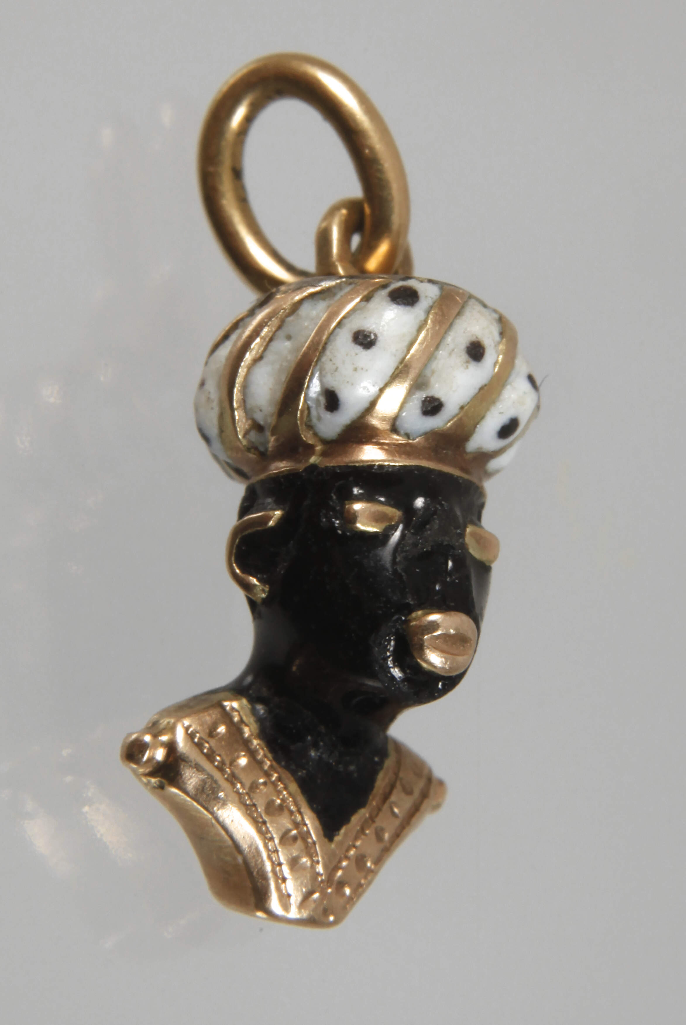 Anhänger als Afrikanerkopf