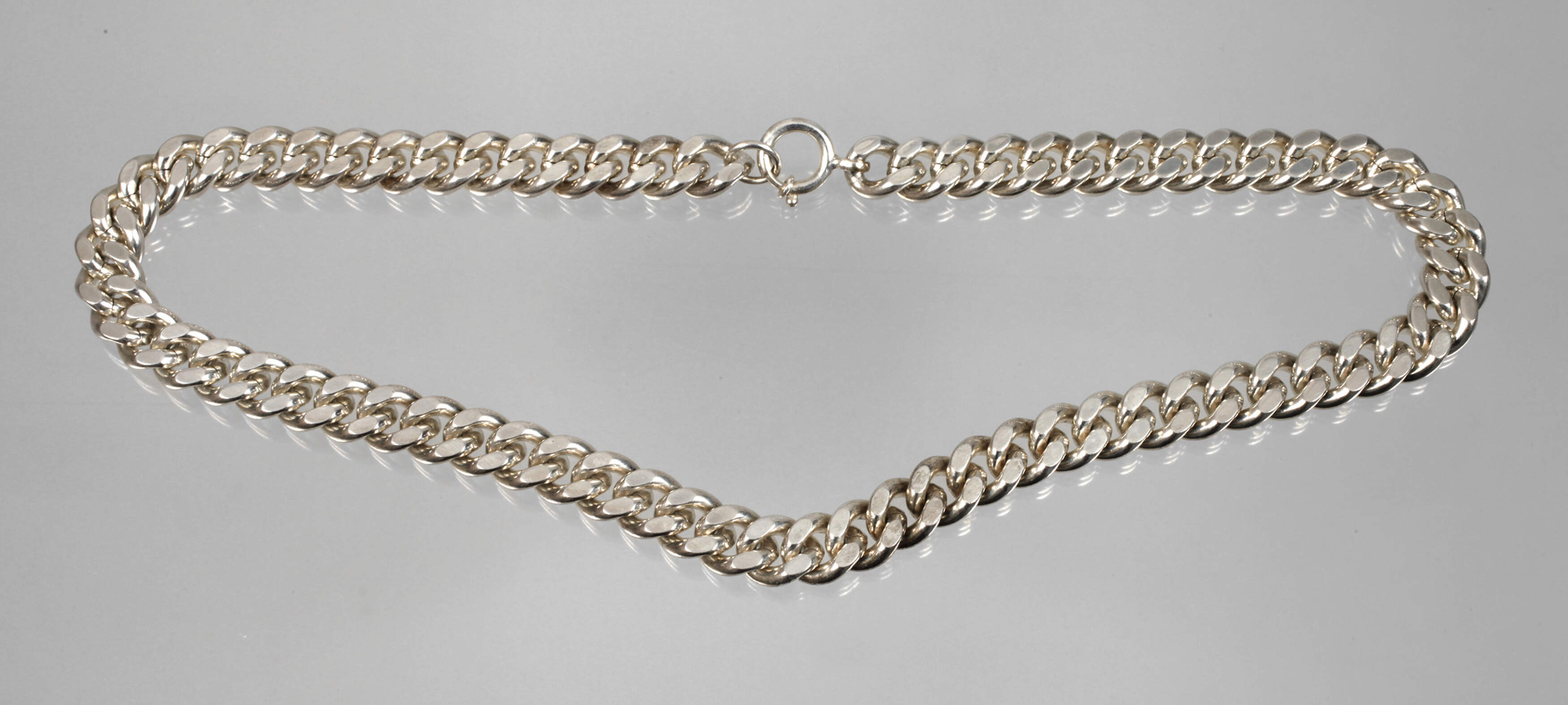 Schwere Silberkette