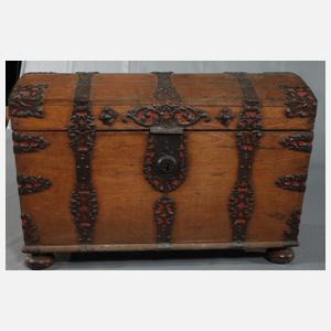 Runddeckeltruhe barock