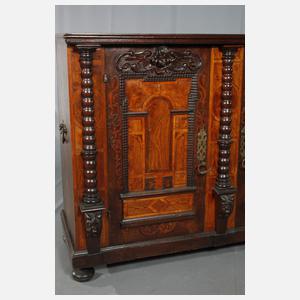 Renaissance-Anrichte