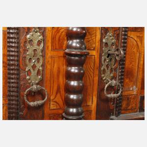 Renaissance-Anrichte