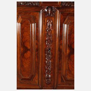 Prächtiger Pilasterschrank Barock