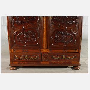 Großer barocker Hallenschrank