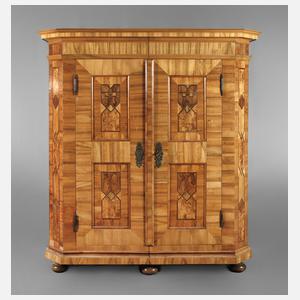 Dielenschrank barock