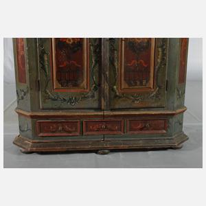 Barocker Bauernschrank