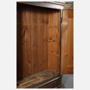 Barocker Bauernschrank