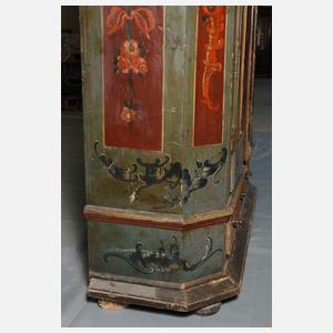 Barocker Bauernschrank