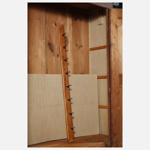 Bemalter Bauernschrank