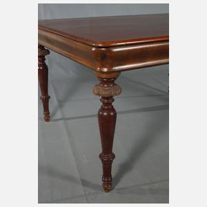 Großer klassizistischer Esstisch