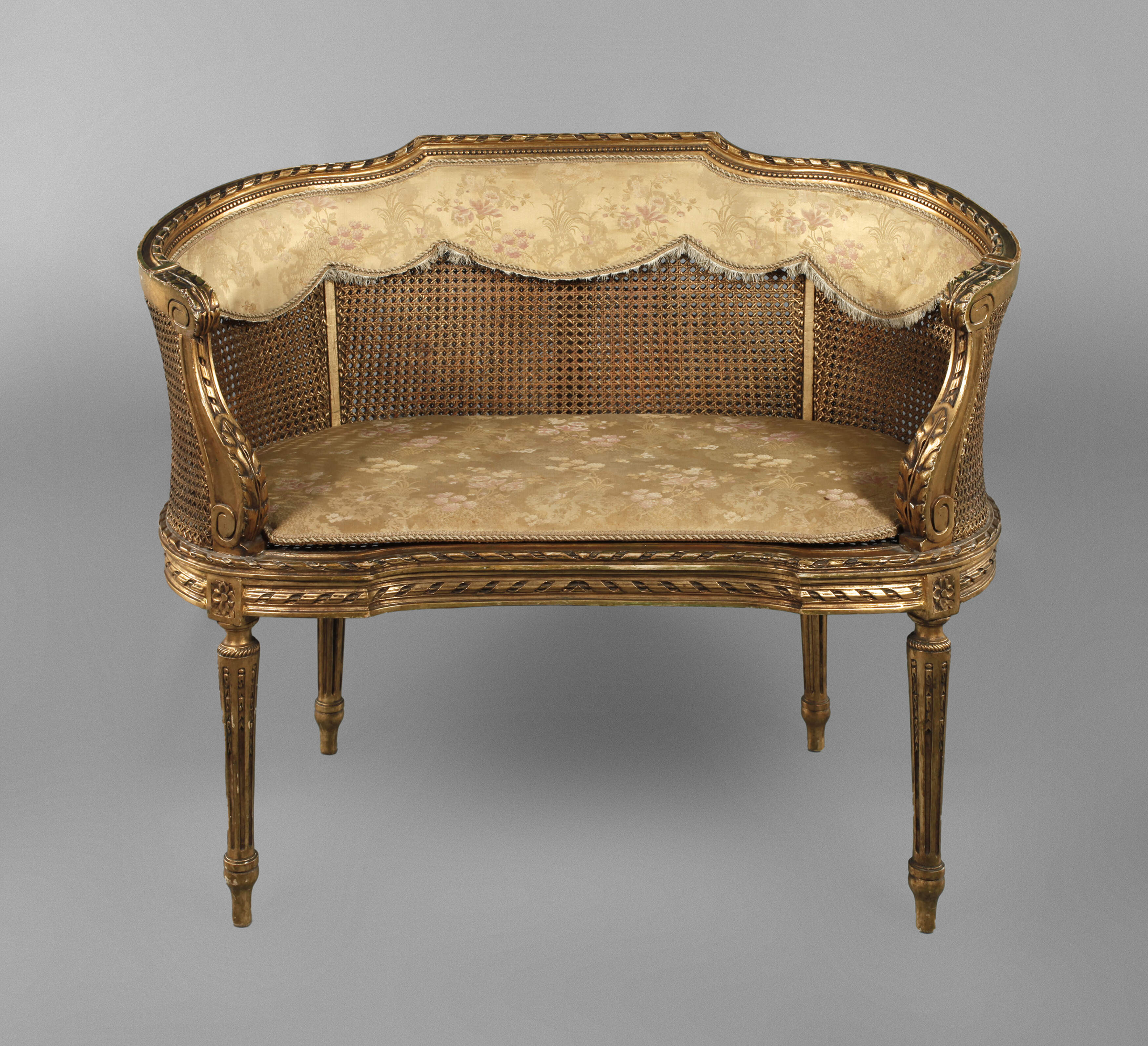 Kleine klassizistische Sitzbank