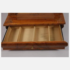 Biedermeier-Tischpsyche