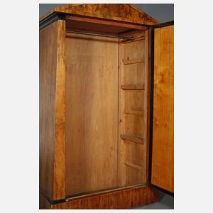 Konischer Kleiderschrank Biedermeier