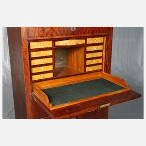 Feiner Sekretär Biedermeier