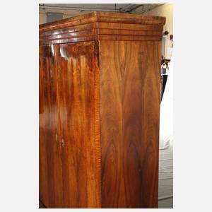 Wäscheschrank Biedermeier
