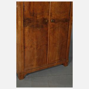 Kleiderschrank Biedermeier