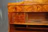 Feiner Biedermeier-Schreibtisch