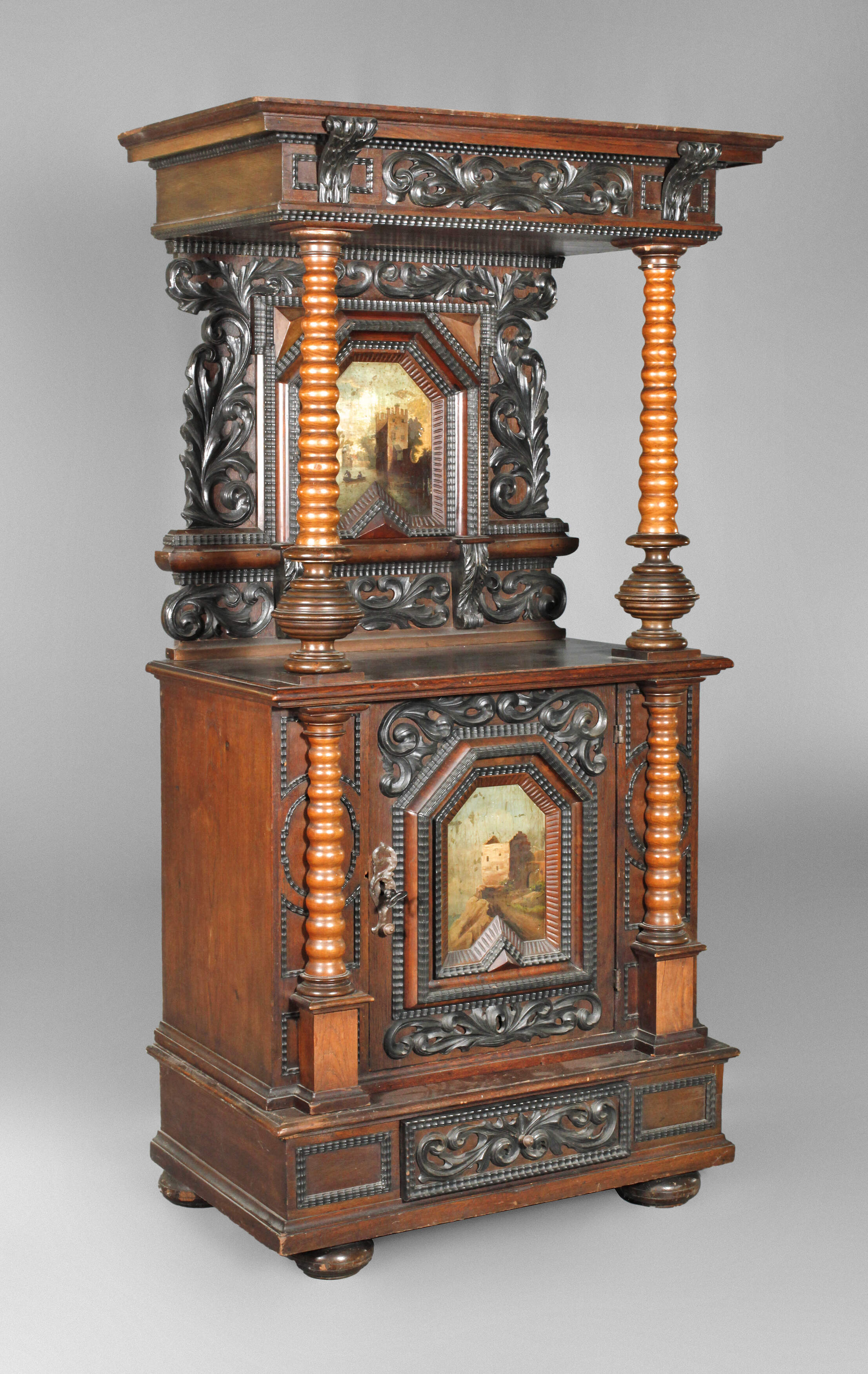 Säulenschrank Neorenaissance