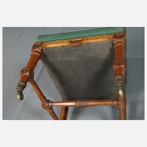 Vier neogotische Stühle