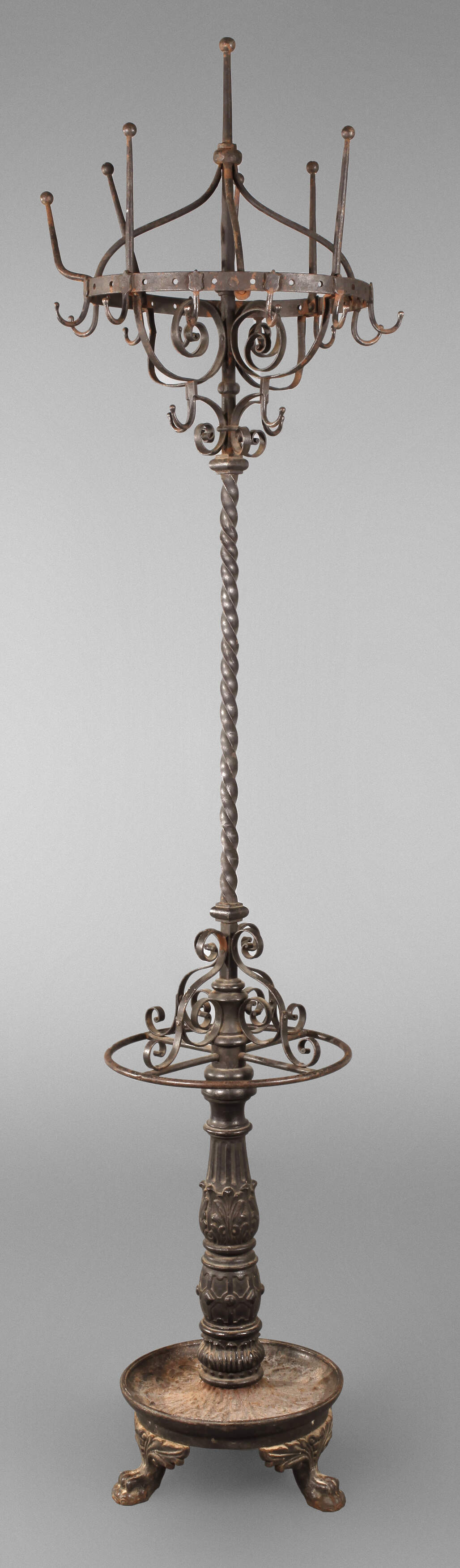 Standgarderobe Historismus